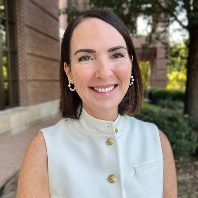 Robin Berkley Headshot